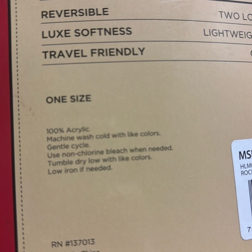NWT Woolrich reversible blanket scarf - Picture 5 of 5